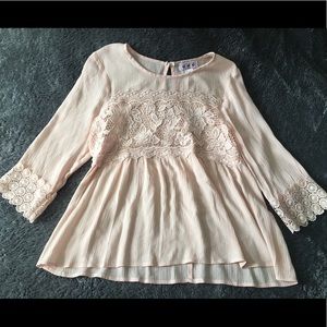 🎀Women’s 3/4 Sleeve Lace Top🎀